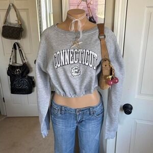 Vintage y2k gray connecticut UConn huskies spellout cropped sweatshirt